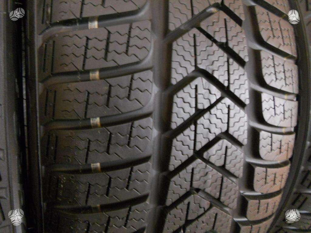 Pirelli 2023m 95% SottoZero3*, всесезонные 245/45 R18