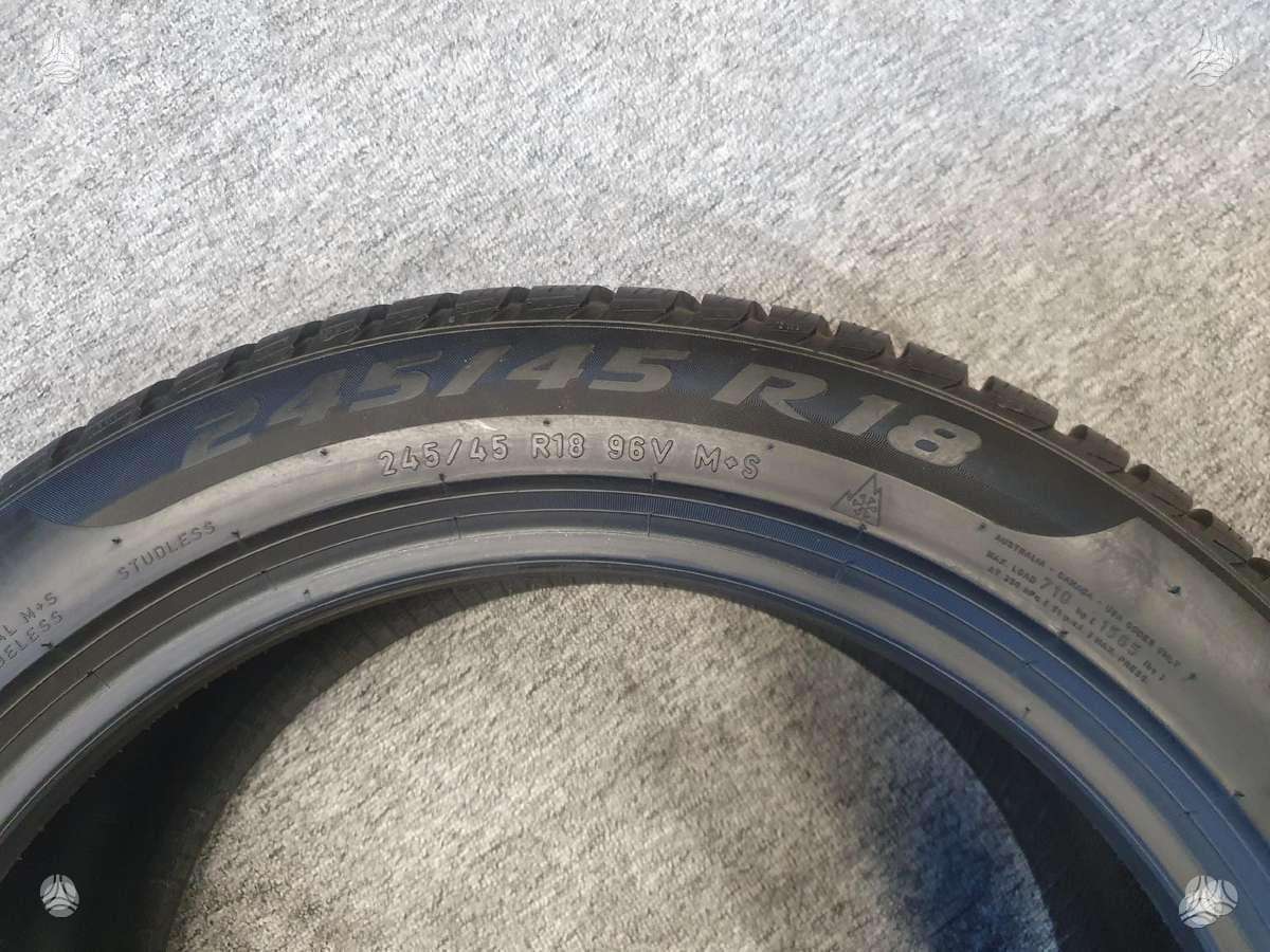 Pirelli 2023m 95% SottoZero3*, всесезонные 245/45 R18