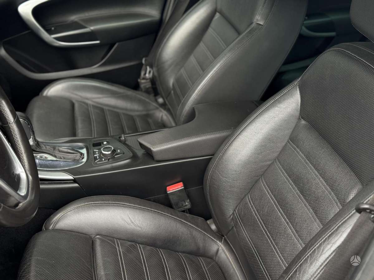 Opel Insignia, 2.0 l., Универсал