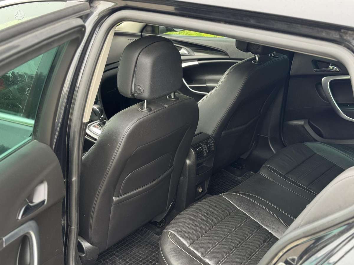 Opel Insignia, 2.0 l., Универсал