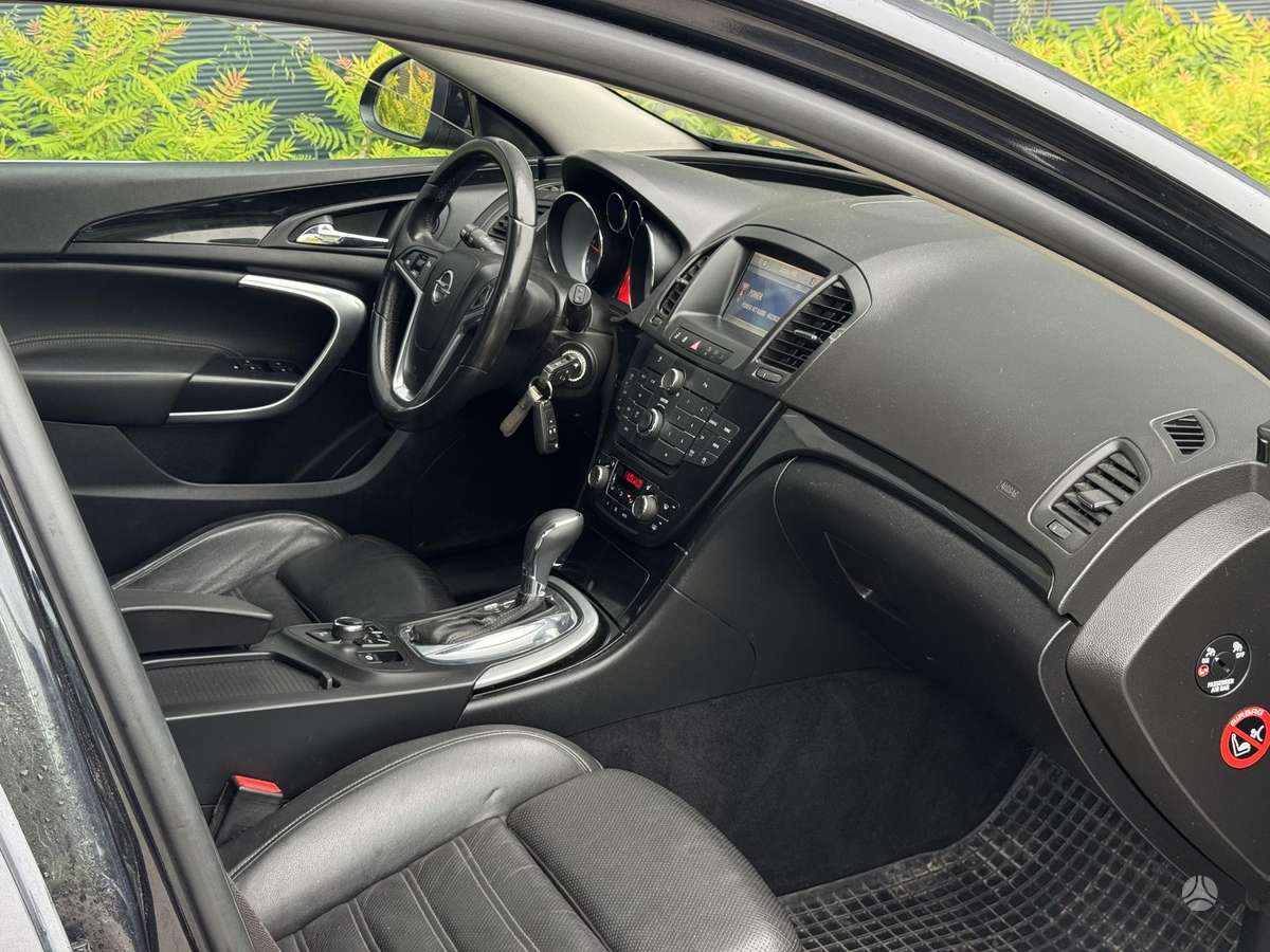 Opel Insignia, 2.0 l., Универсал
