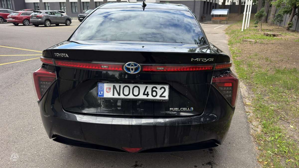 Toyota Mirai - 5
