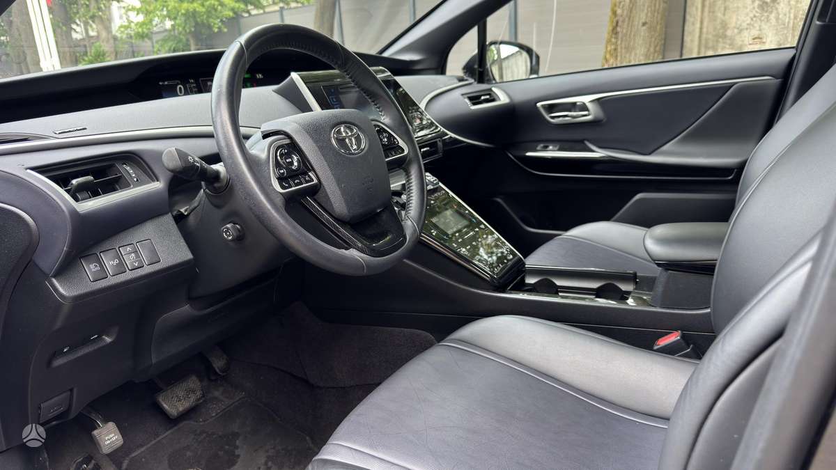 Toyota Mirai - 7