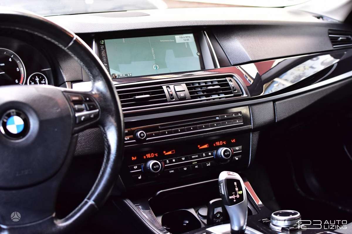 BMW 520, 2.0 l., wagon