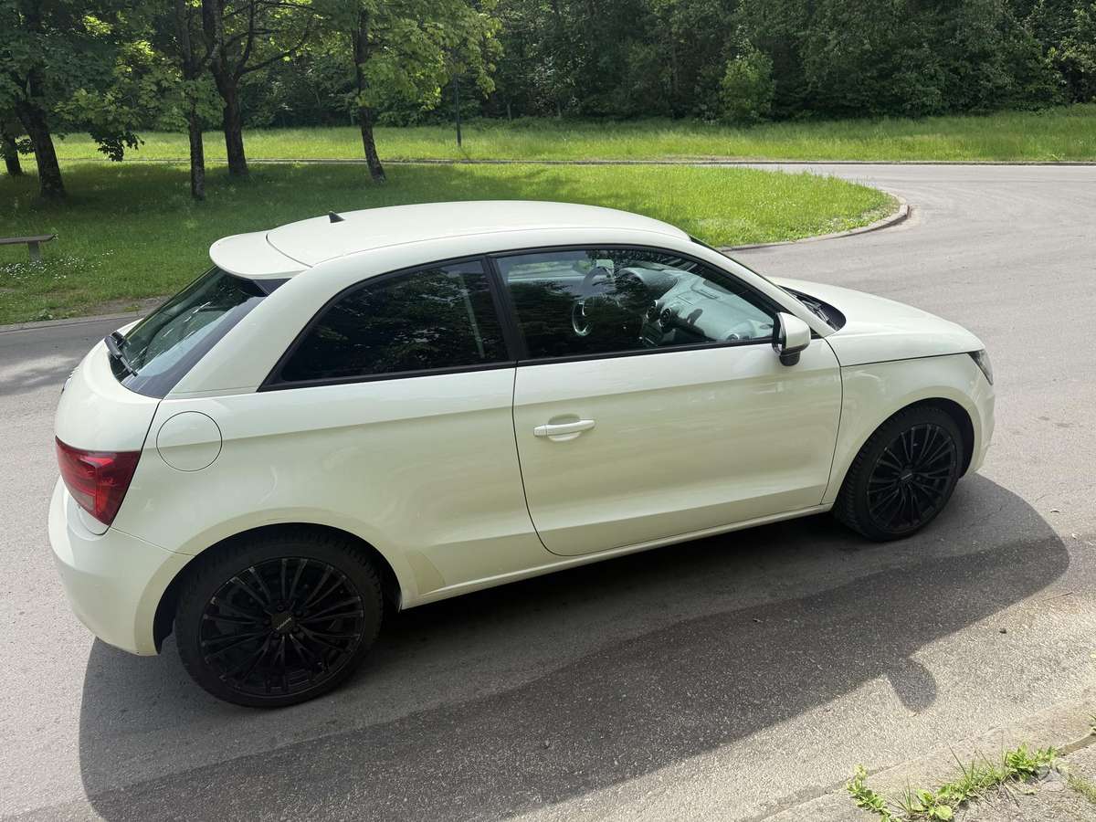Audi A1, 1.4 l., hatchback