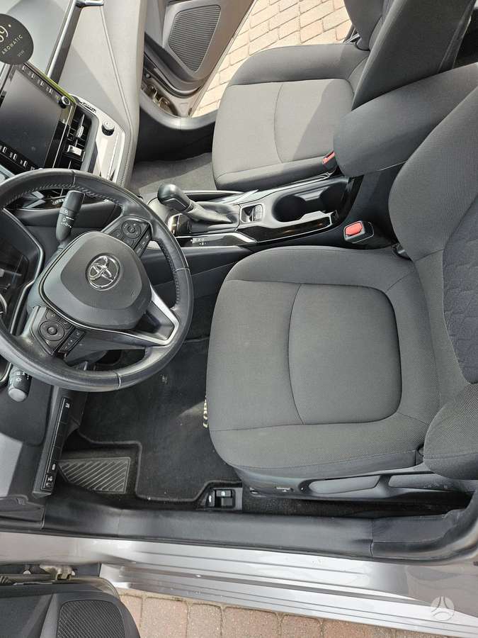 Toyota Corolla - 7