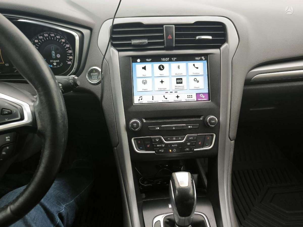 Ford Mondeo, 2.0 l., Хэтчбек