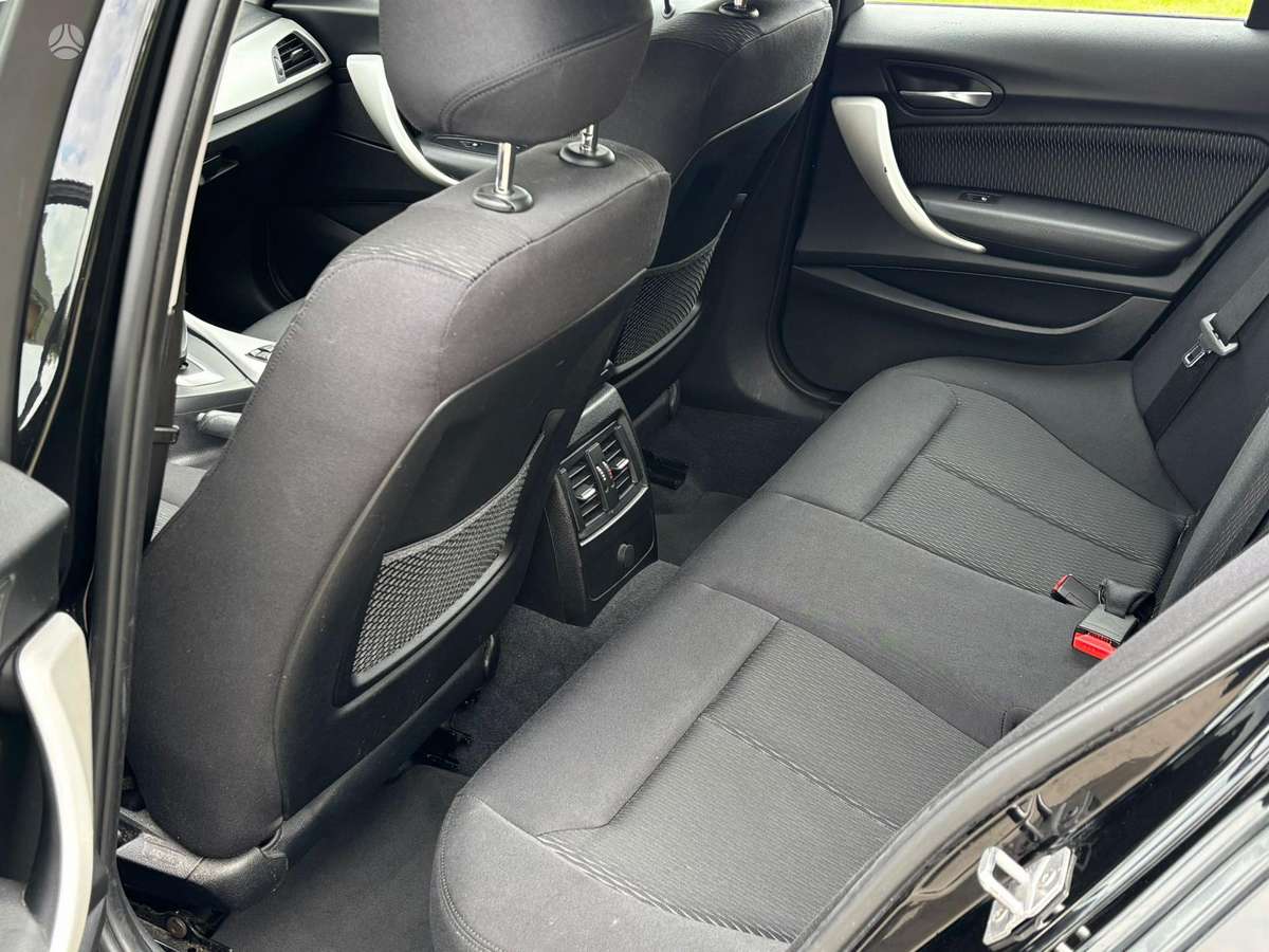 BMW 120, 2.0 l., hatchback