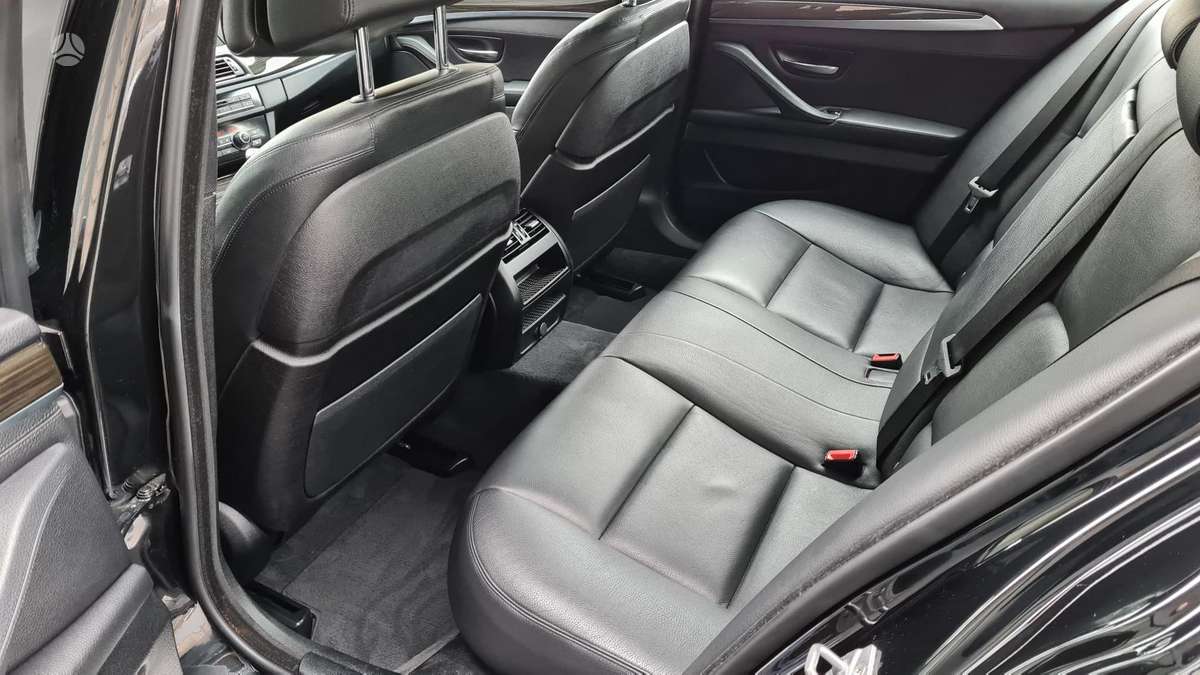 BMW 518, 2.0 l., Седан