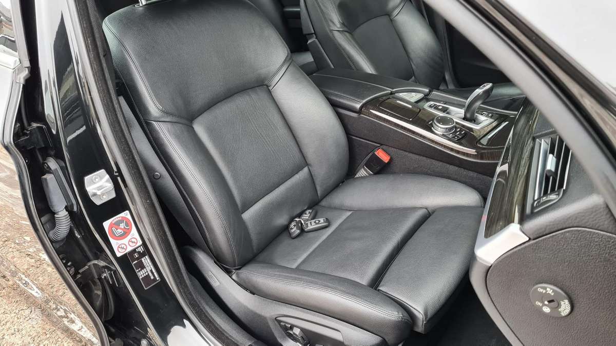 BMW 518, 2.0 l., Седан