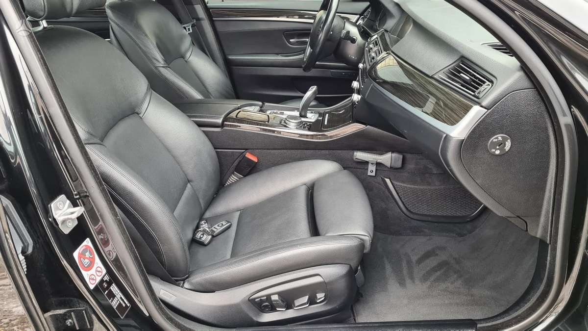BMW 518, 2.0 l., Седан