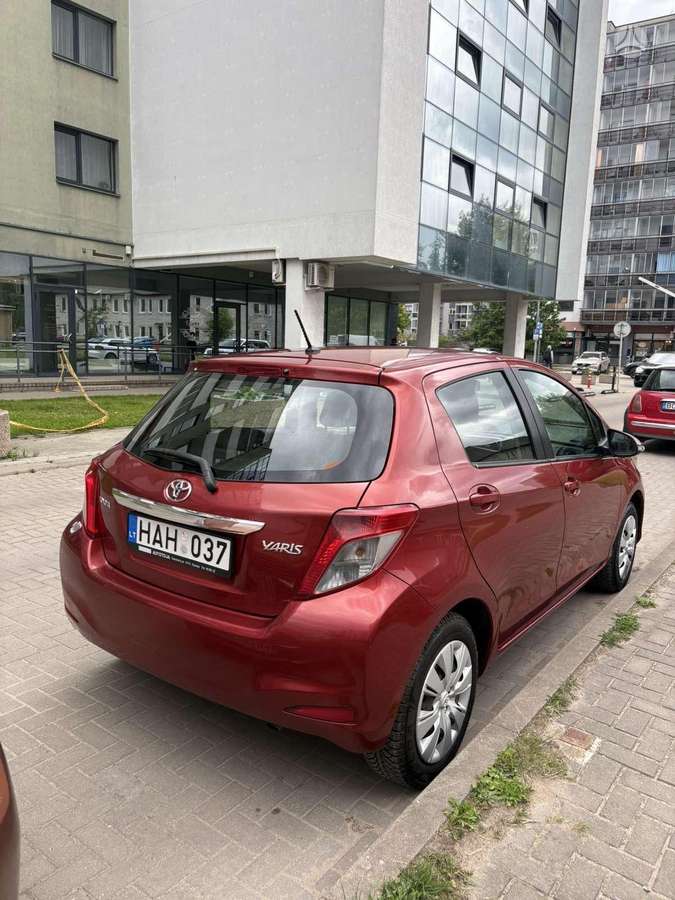 Toyota Yaris - 3