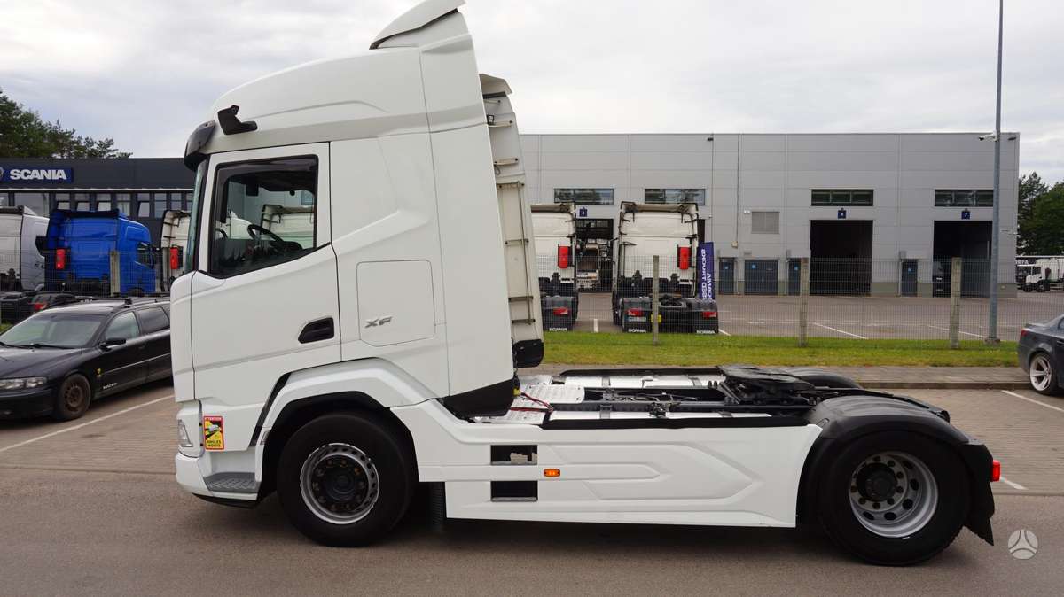 DAF XF480 FT, double sleeper