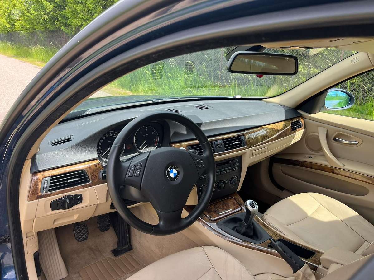 BMW 320, 2.0 l., Универсал