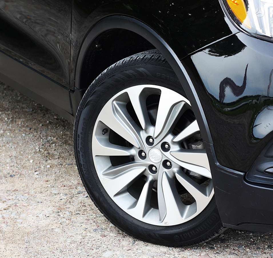 Buick Encore, 1.4 l., off-road / crossover