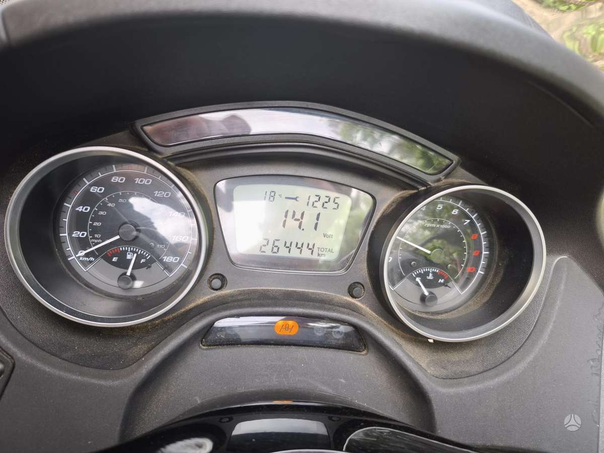 Piaggio MP3 500cc, trikes
