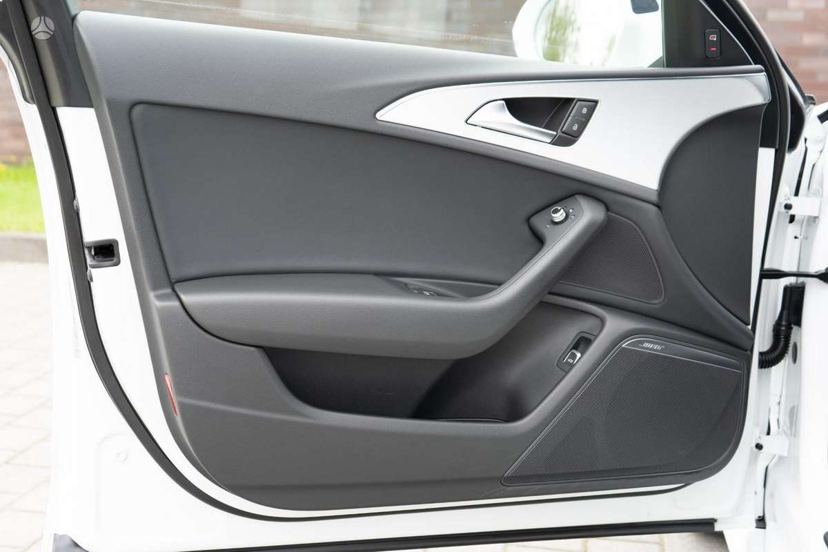 Audi A6, 3.0 l., universalas