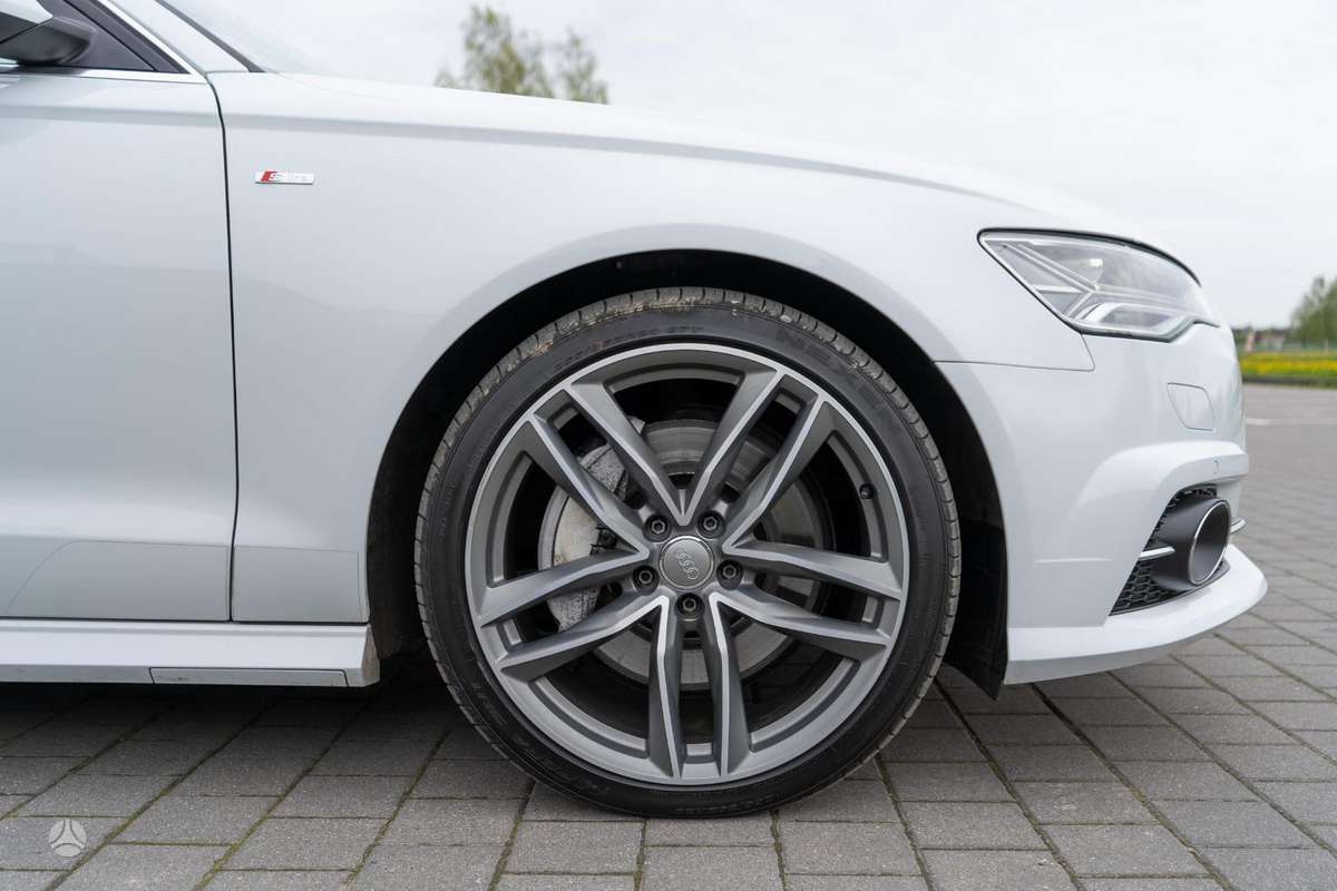 Audi A6, 3.0 l., universalas