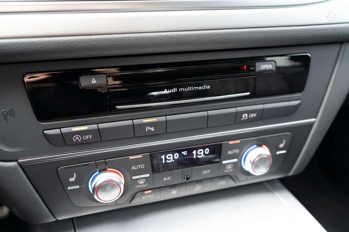 Audi A6, 3.0 l., universalas