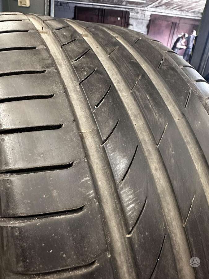 Kumho, summer 275/40 R19