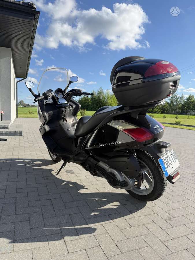 Aprilia Atlantic 500cc, scooters / mopeds