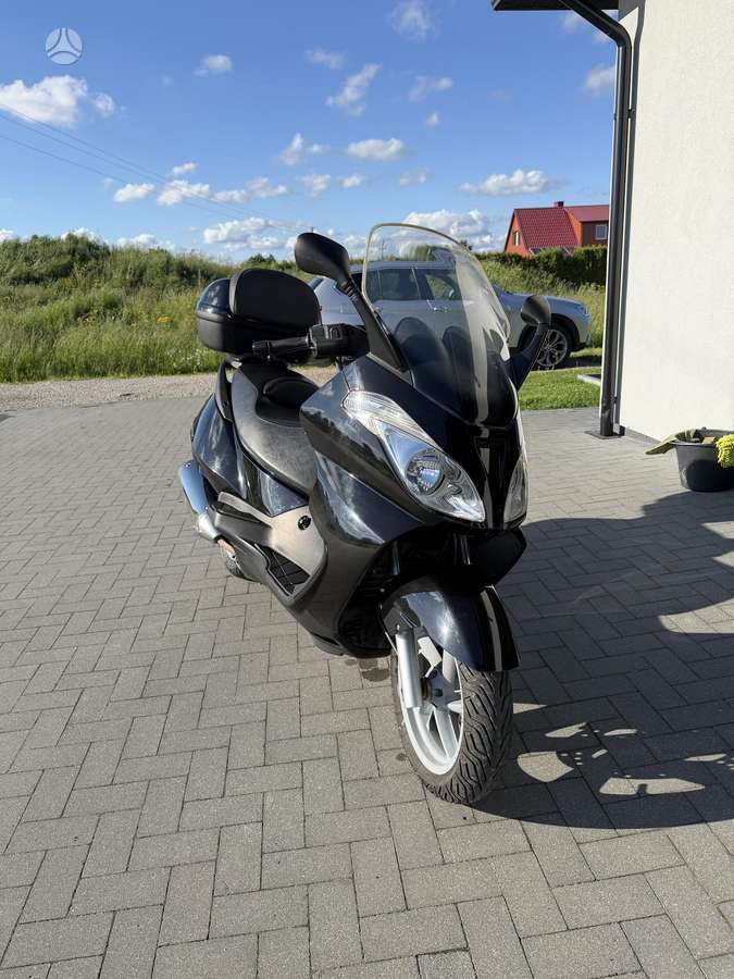Aprilia Atlantic 500cc, scooters / mopeds
