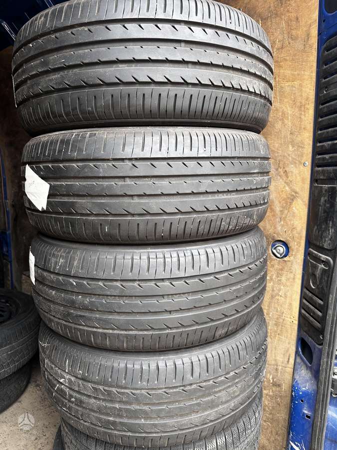 Toyo, летние 215/50 R18