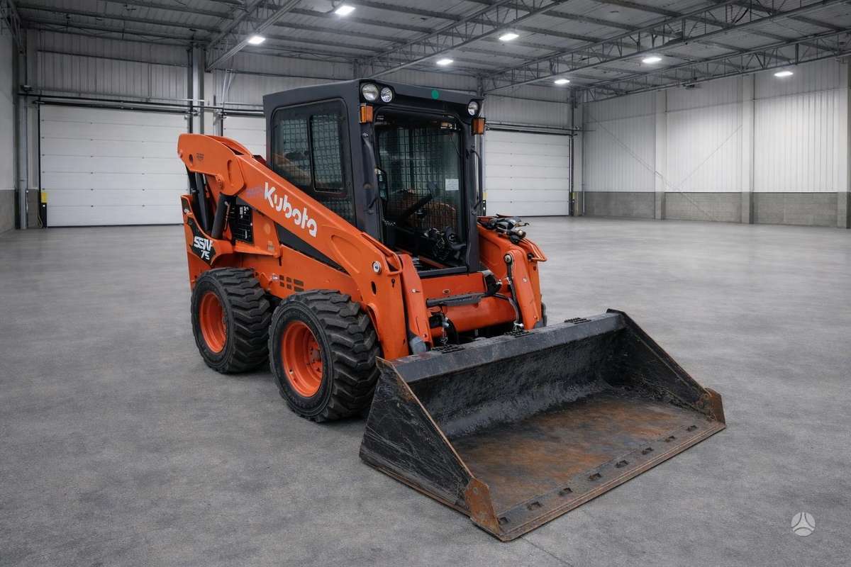 Kubota SSV75HC, мини-погрузчики