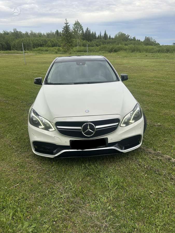 Mercedes-Benz E200, 2.2 l., Седан