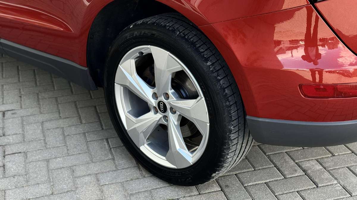 Audi Q5, 3.0 l., Внедорожник / Кроссовер