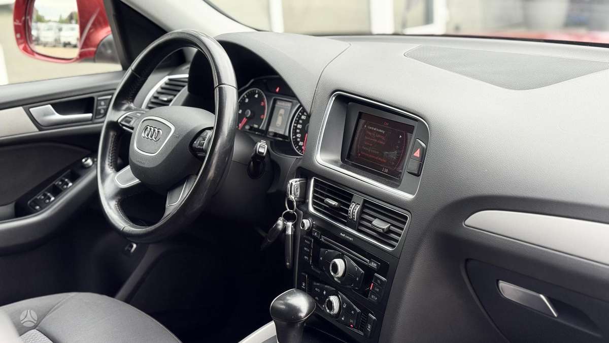 Audi Q5, 3.0 l., Внедорожник / Кроссовер