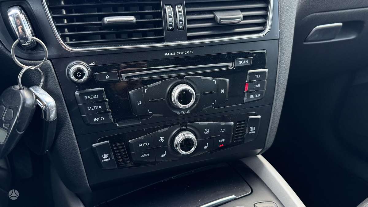 Audi Q5, 3.0 l., Внедорожник / Кроссовер