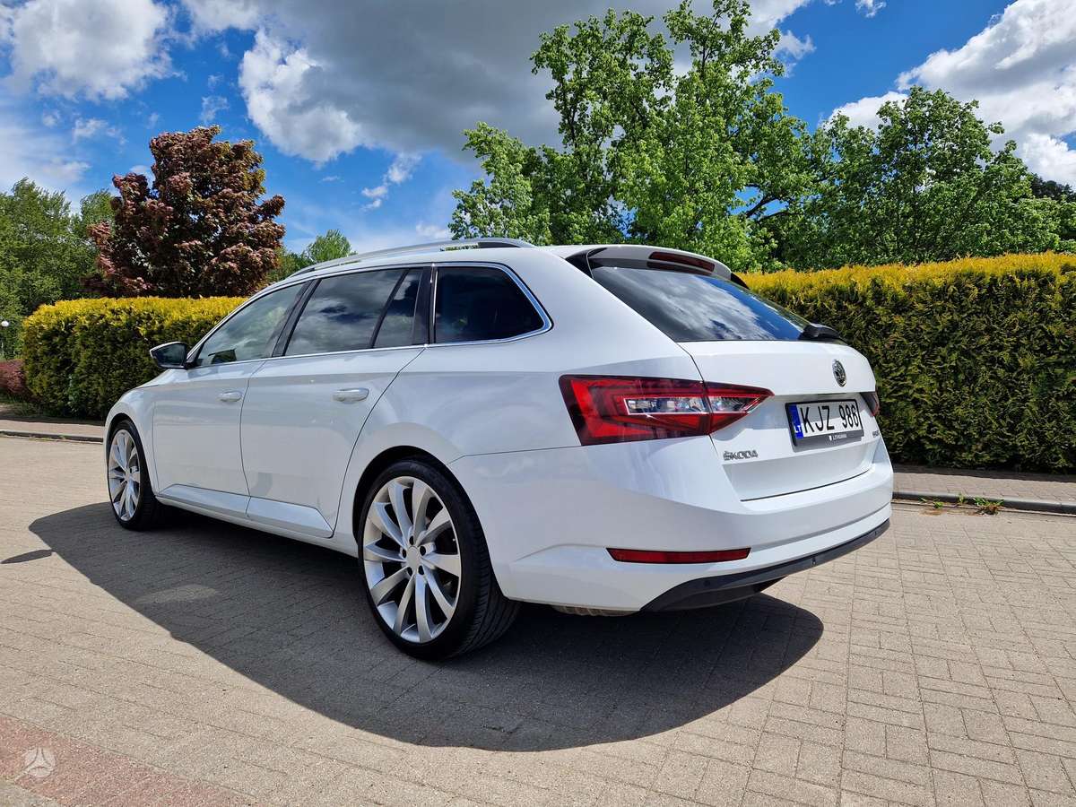 Skoda Superb, 2.0 l., universalas