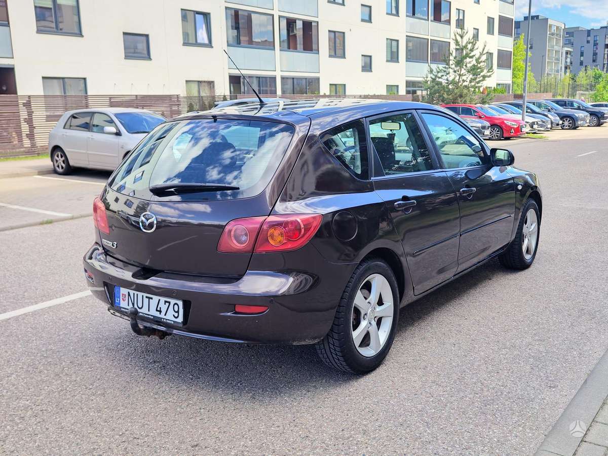Mazda 3, 1.6 l., hatchback