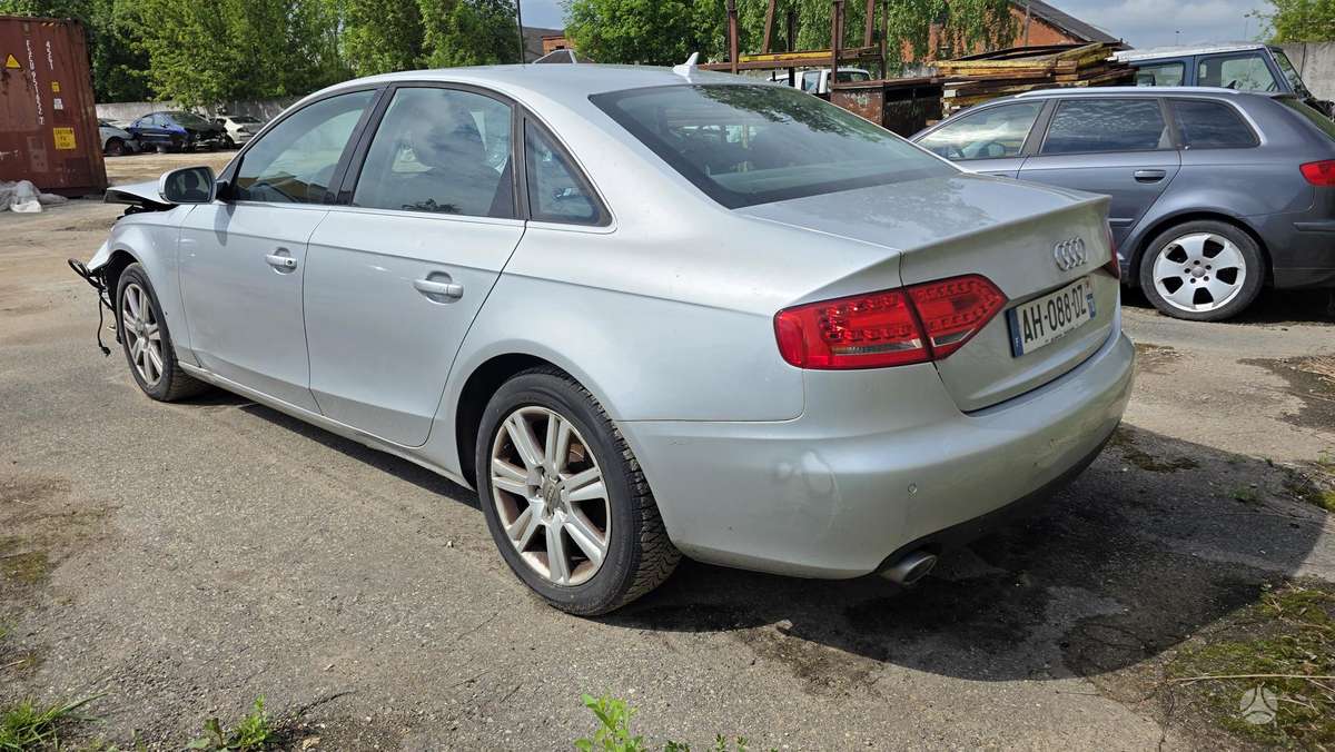 Audi A4, 3.0 l., Седан