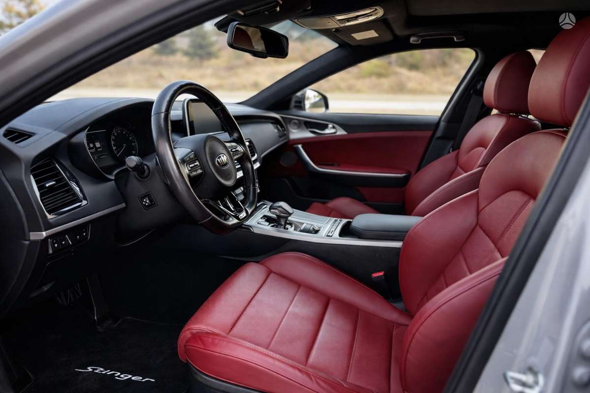 Kia Stinger, 3.3 l., hatchback