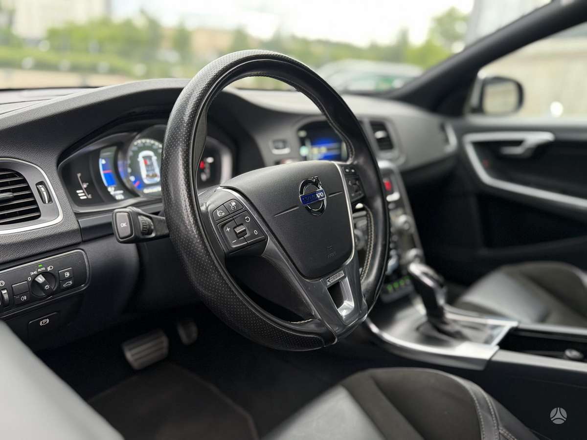 Volvo V60, 2.0 l., Универсал