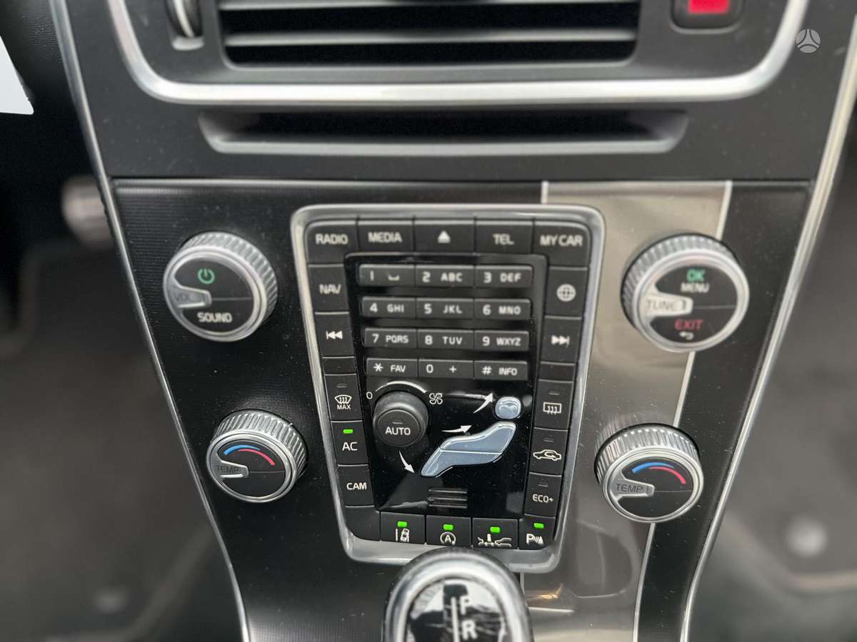 Volvo V60, 2.0 l., Универсал