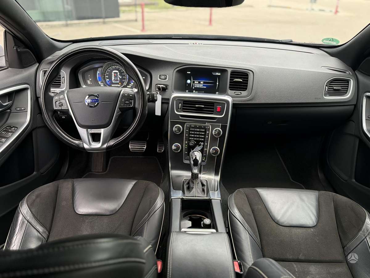 Volvo V60, 2.0 l., Универсал