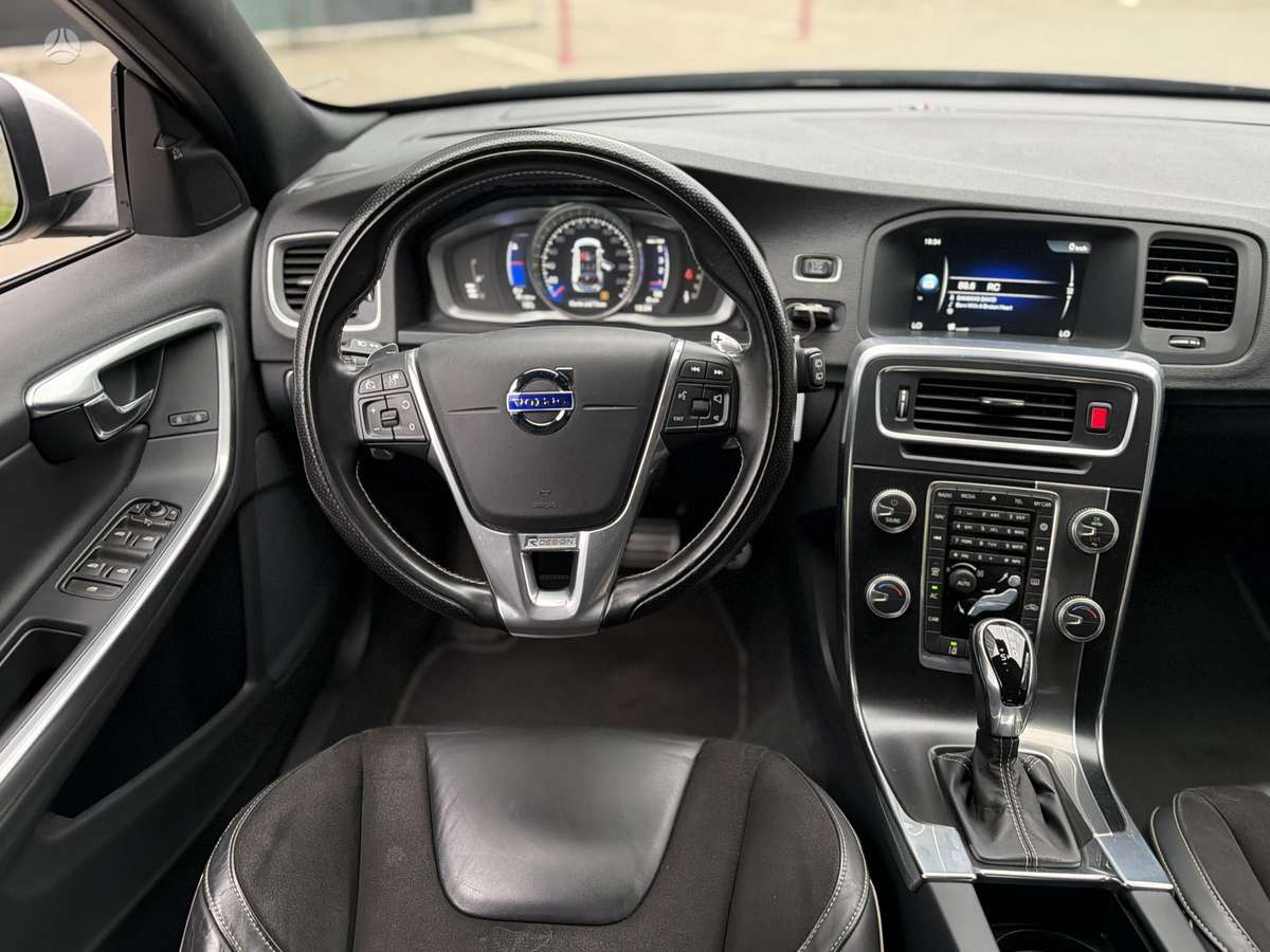 Volvo V60, 2.0 l., Универсал