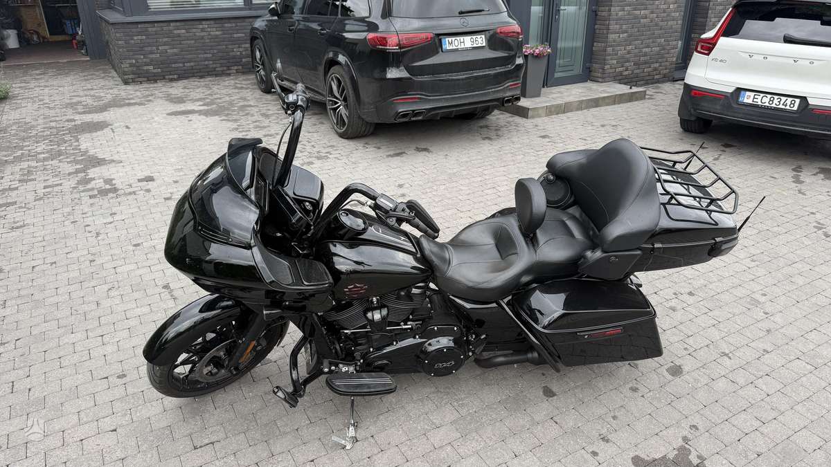 Harley-Davidson Road Glide 1868cc, чопперы / круизеры / custom