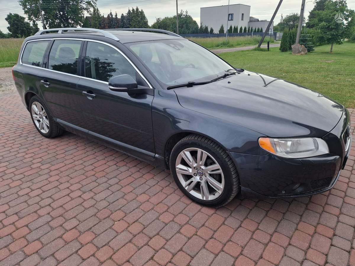 Volvo V70, 2.4 l., Универсал