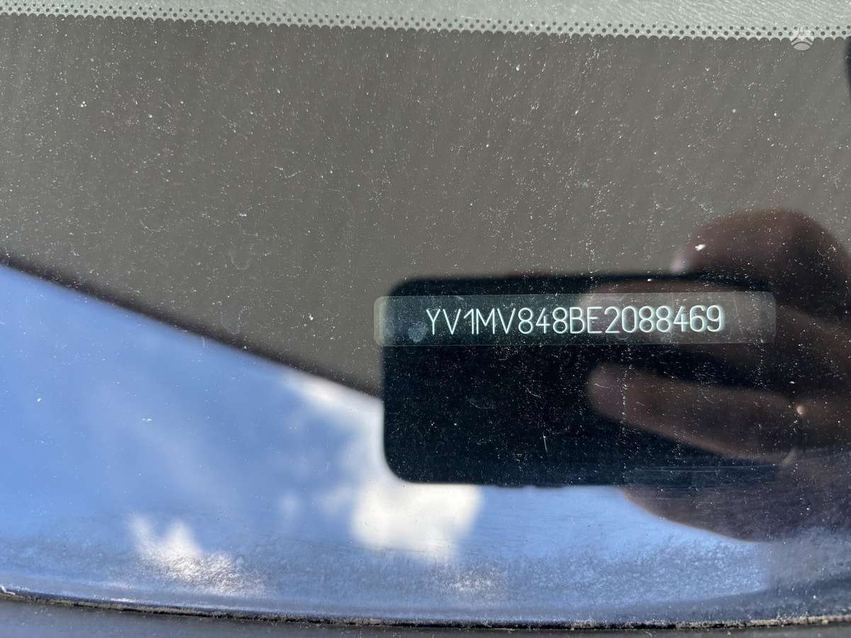 Volvo V40, 1.6 l., hatchback