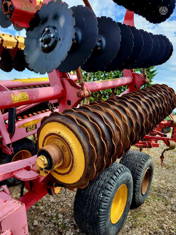 Vaderstad CARRIER CR 650, скребки, скрубберы