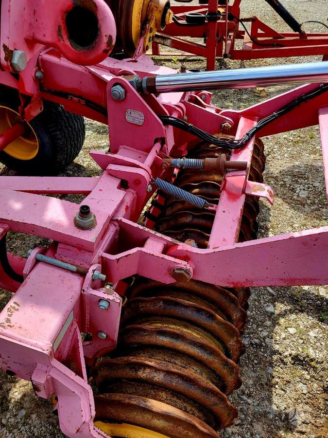 Vaderstad CARRIER CR 650, scrapers, scrubbers