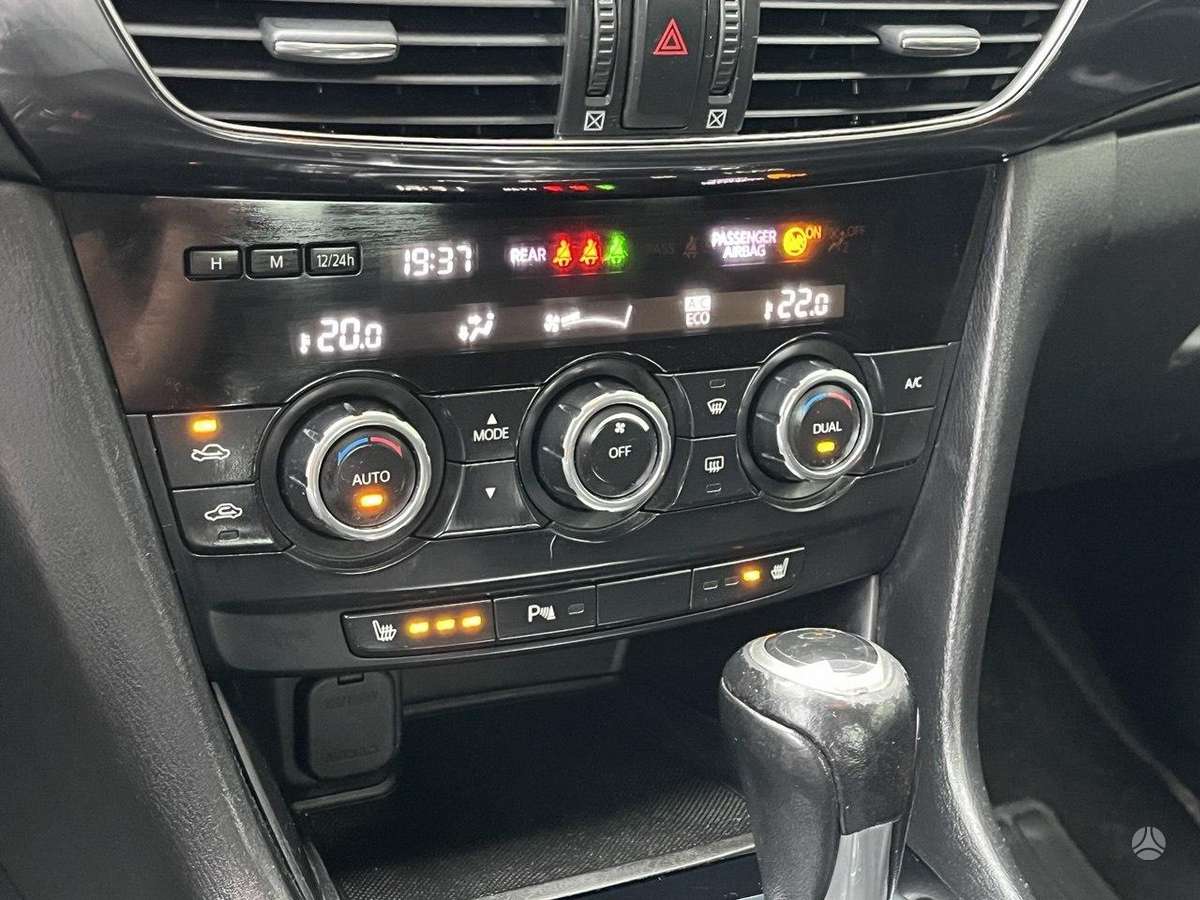 Mazda 6, 2.2 l., sedanas