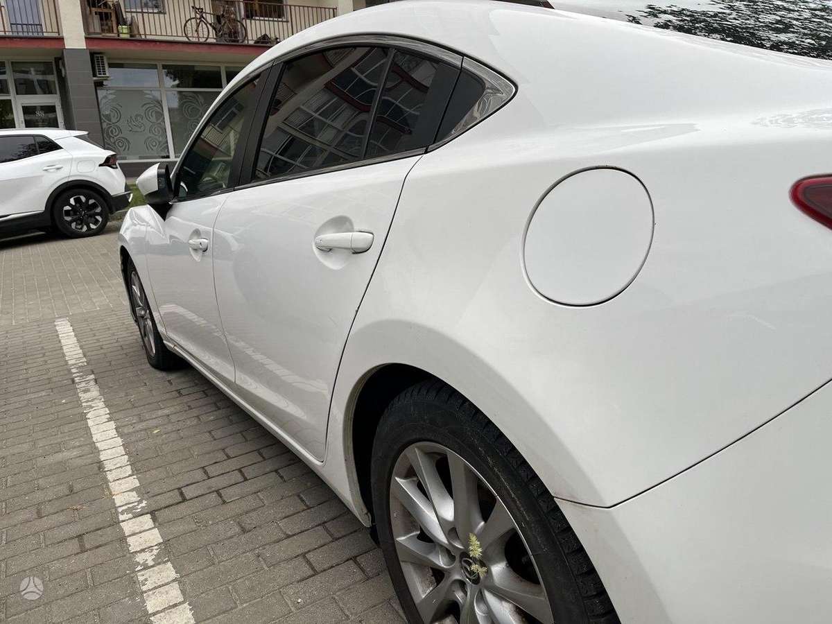 Mazda 6, 2.2 l., Седан