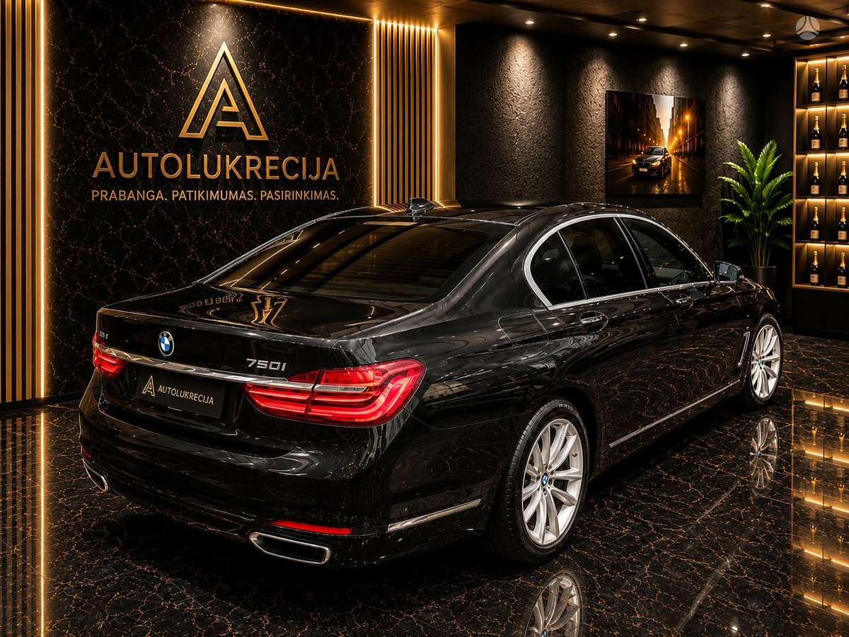 BMW 750, 4.4 l., Седан
