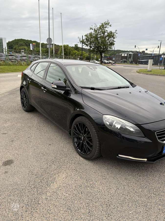 Volvo V40 - 3