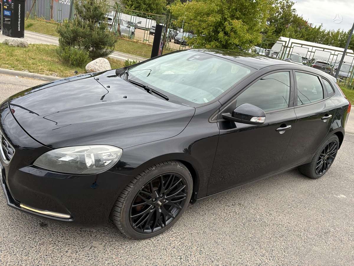 Volvo V40 - 12